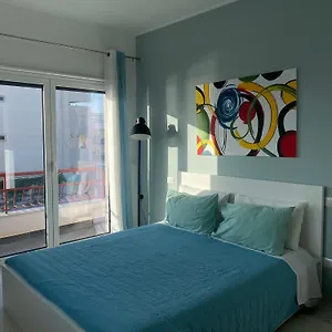La Finestra Sul Mare Bed & Breakfast
